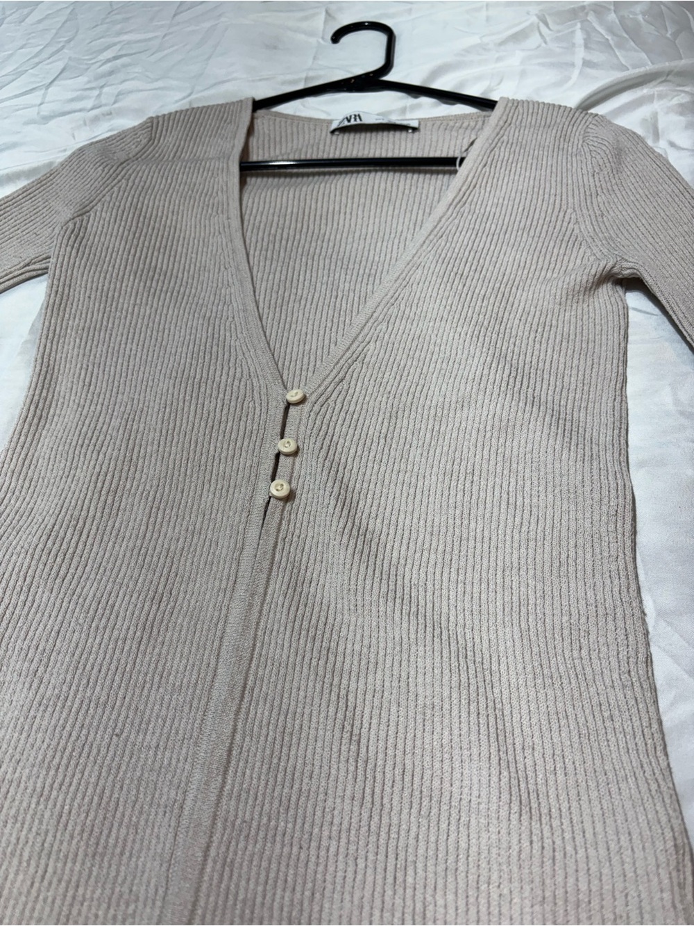 Zara Light Beige Long Sleeve Three Button Knit Sweater S